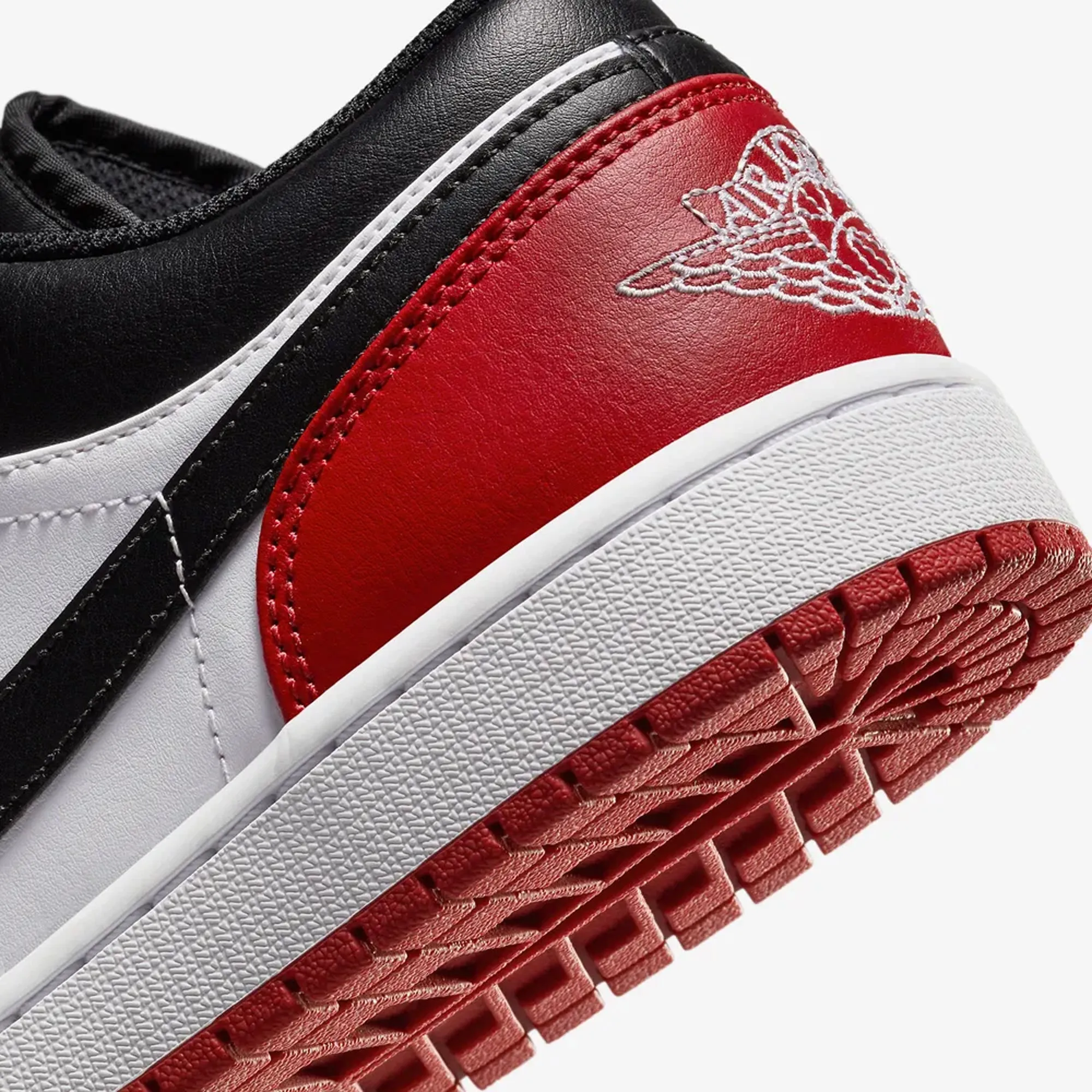 AIR JORDAN 1 LOW 'WHITE/BLACK-VARSITY RED-WHITE'