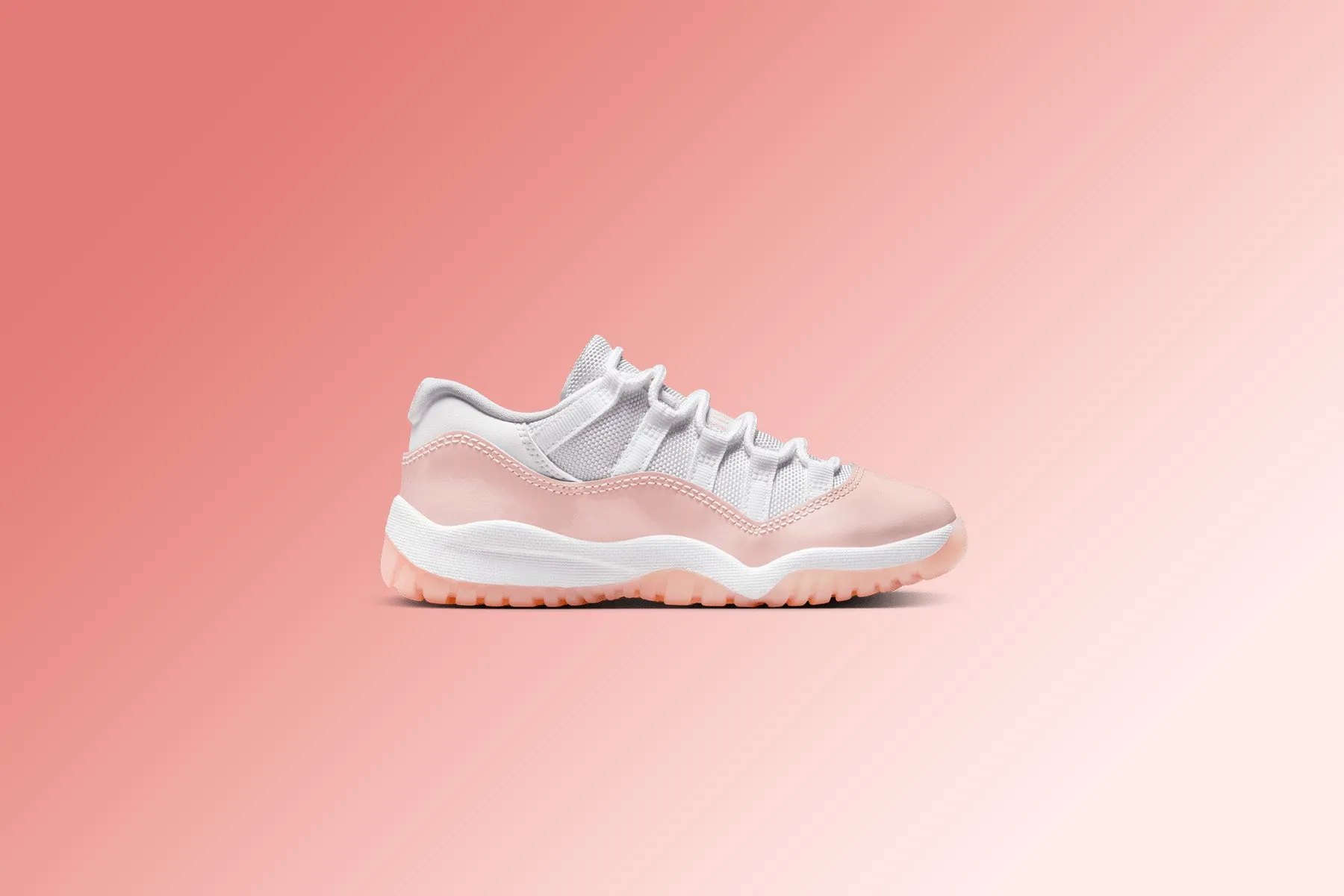 Air Jordan 11 Retro (GS) - White/Legend Pink