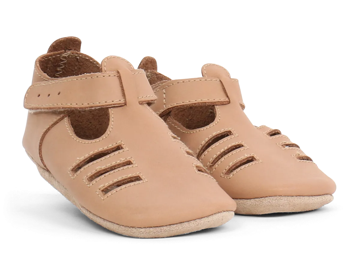 Bobux Soft Sole Chase Shoe - Toffee