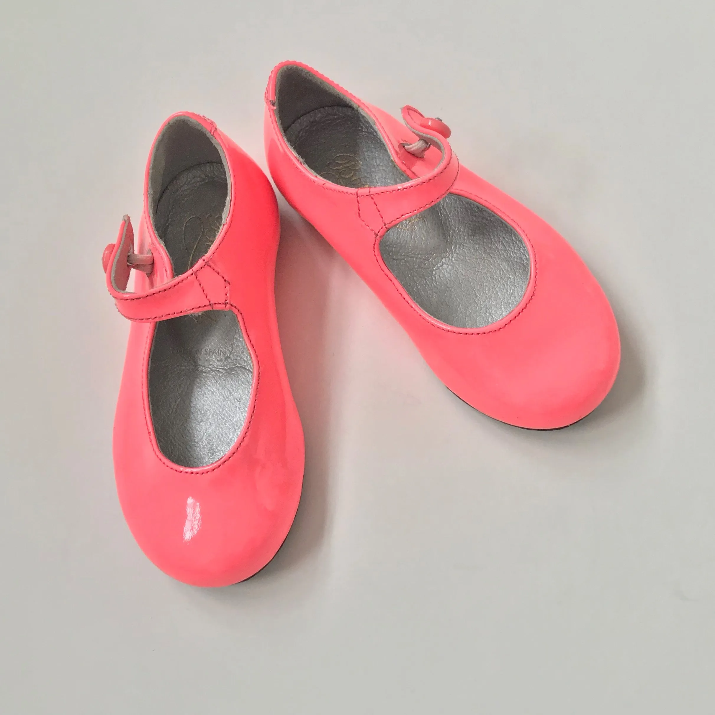 Bonpoint Neon Pink Patent Mary-Jane Shoes: Size 27