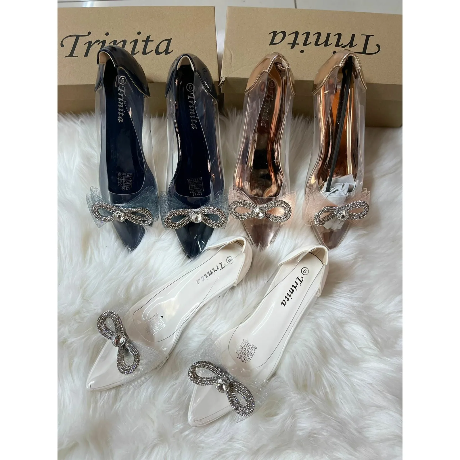 Diamond Bow PVC Pointed Shoe