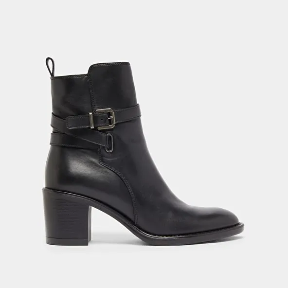 Heeled ankle boots and buckles in black leather