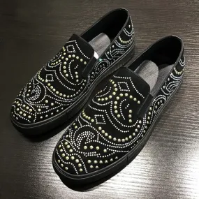 Men's Suede Leather Solid Pattern Rivet Studded Casual Slip On Loafers