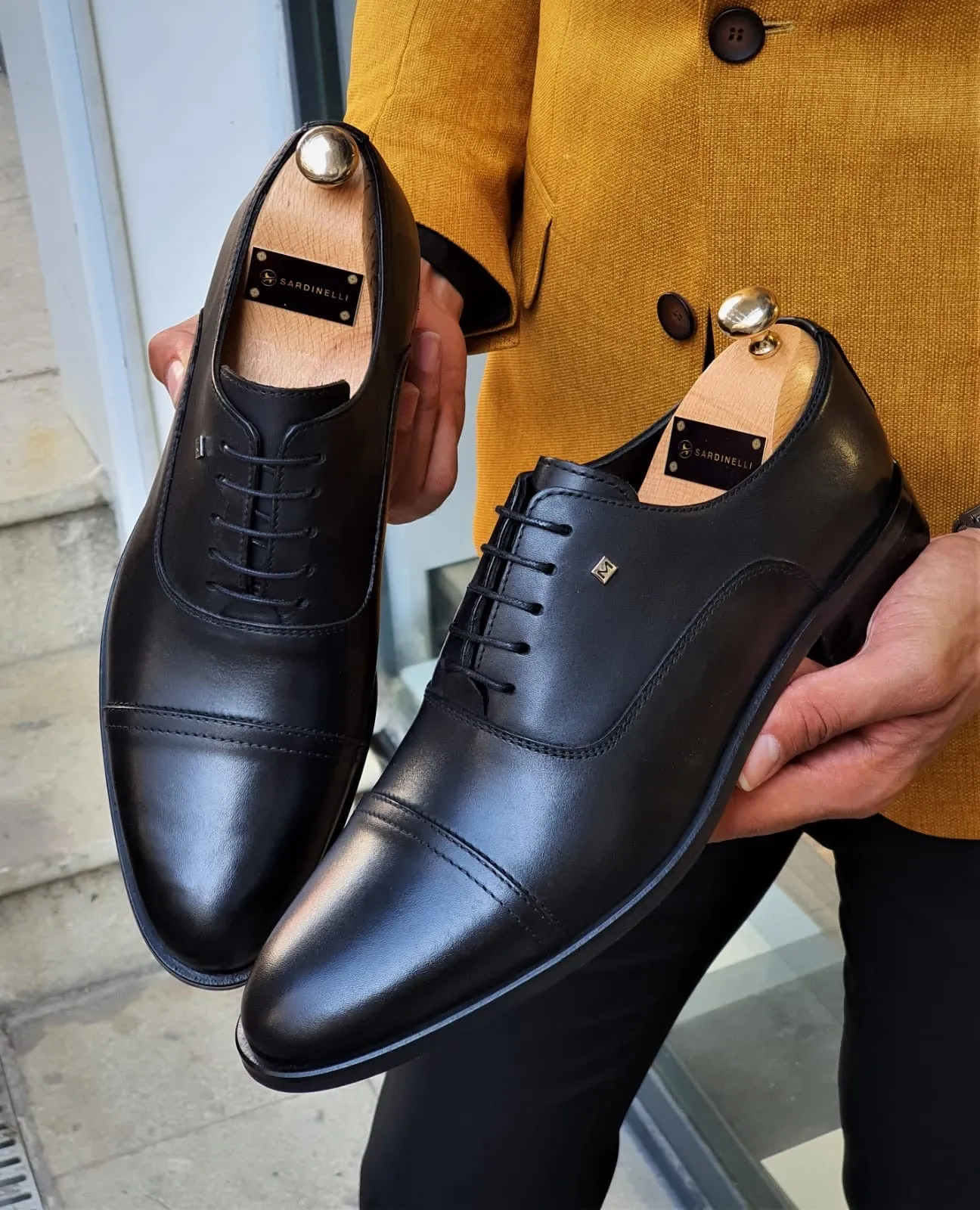 Stefano Black Wholecut Oxfords